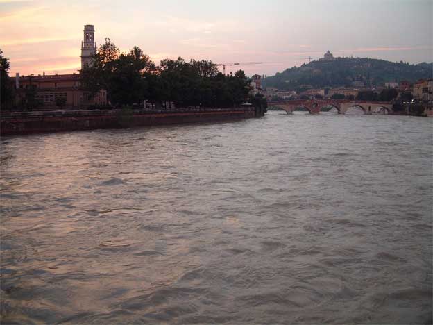 verona_adige_-2001-624