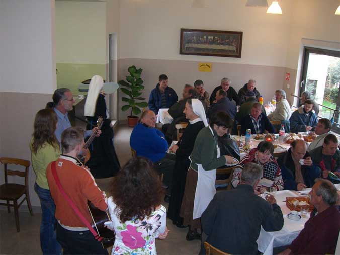 pasqua-alla-mensa-dei-pover pasqua-alla-mensa-dei-pover