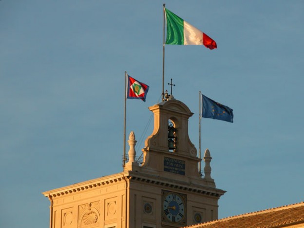 LEGHISTI, NON VOTATE IL CAPO DELLO STATO CHE IMPRIGIONA LA PADANIA