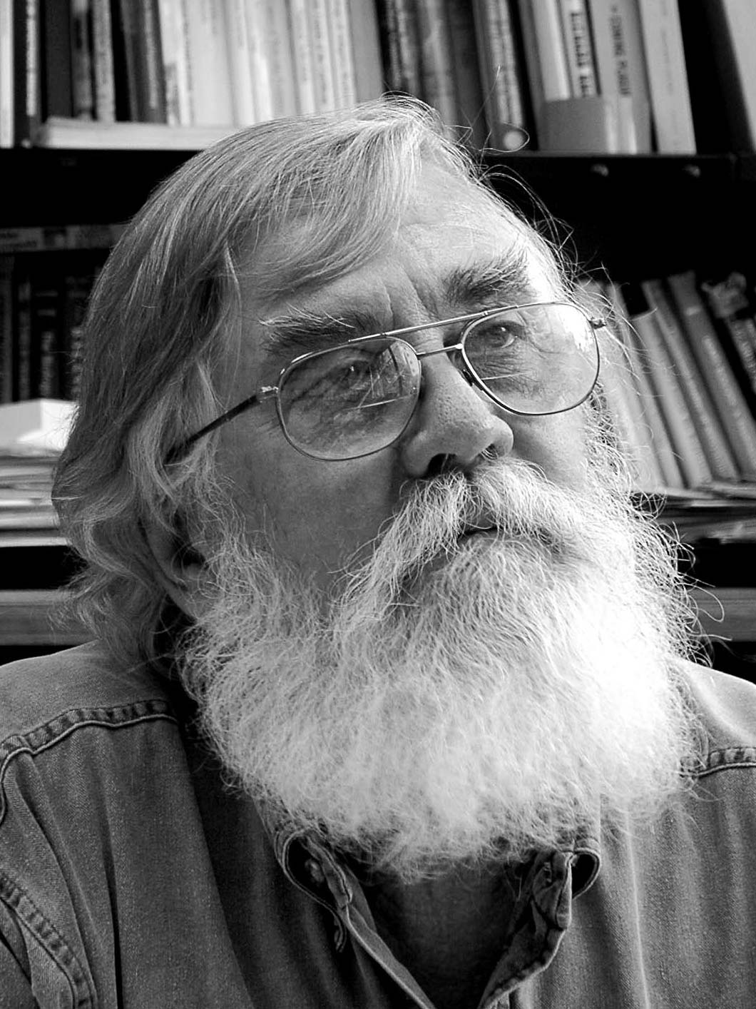 Dr. Eric Pianka in his office 2006.