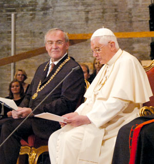 BENEDETTO XVI UNIVERSITÀ DI RATISBONA