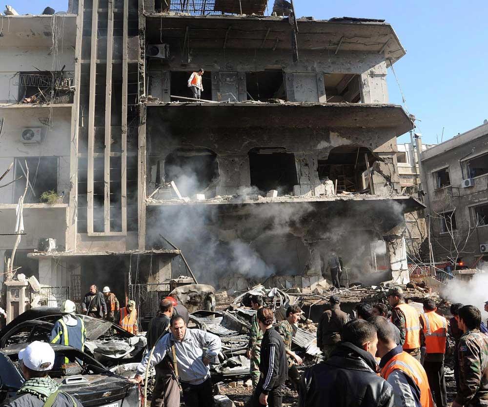 siria-guerra-palazzo-distrutto-