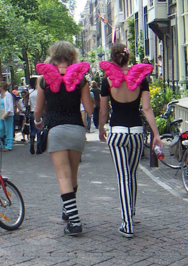 IO, EX LESBICA ANTICLERICALE OGGI SPOSATA CON UN UOMO, VI SVELO L’INGANNO DELLA CULTURA GAY