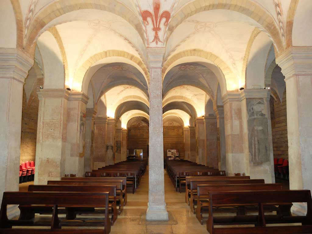 chiesa-inferiore-san-fermo-e-rustico-navata-verona.1024