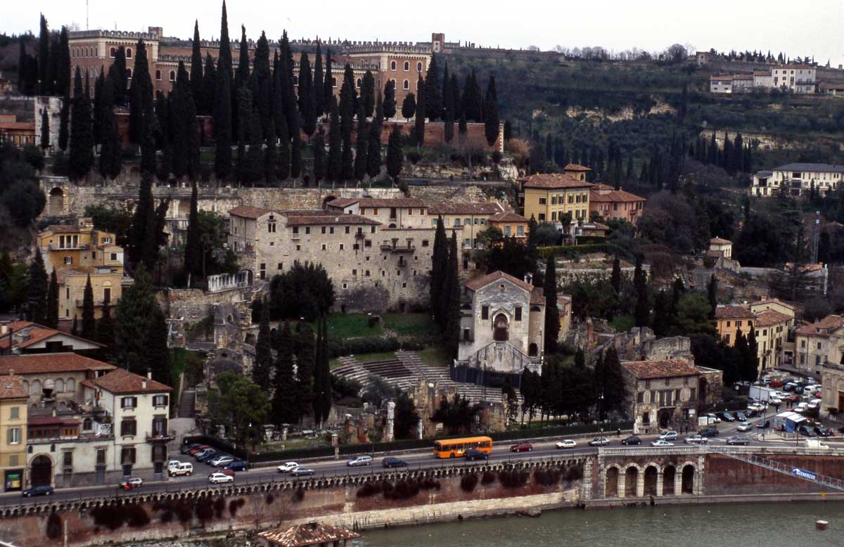 verona-castel-san-pietro-teatro-romano-chiesa-san-siro-e-libera.1200