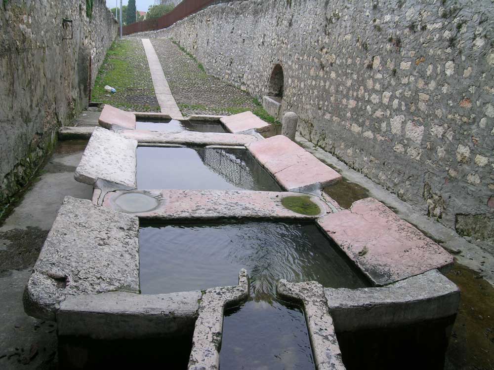 fontana-di-santa-maria-in-stelle