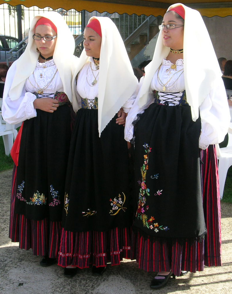 RAGAZZE-SARDE.789