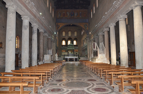 roma san lorenzo fuori le mura interno