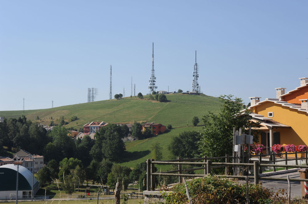 I  RIPETITORI TELEVISIVI DEL MONTE STOZE ( STOSSE ) DI VELO VERONESE
