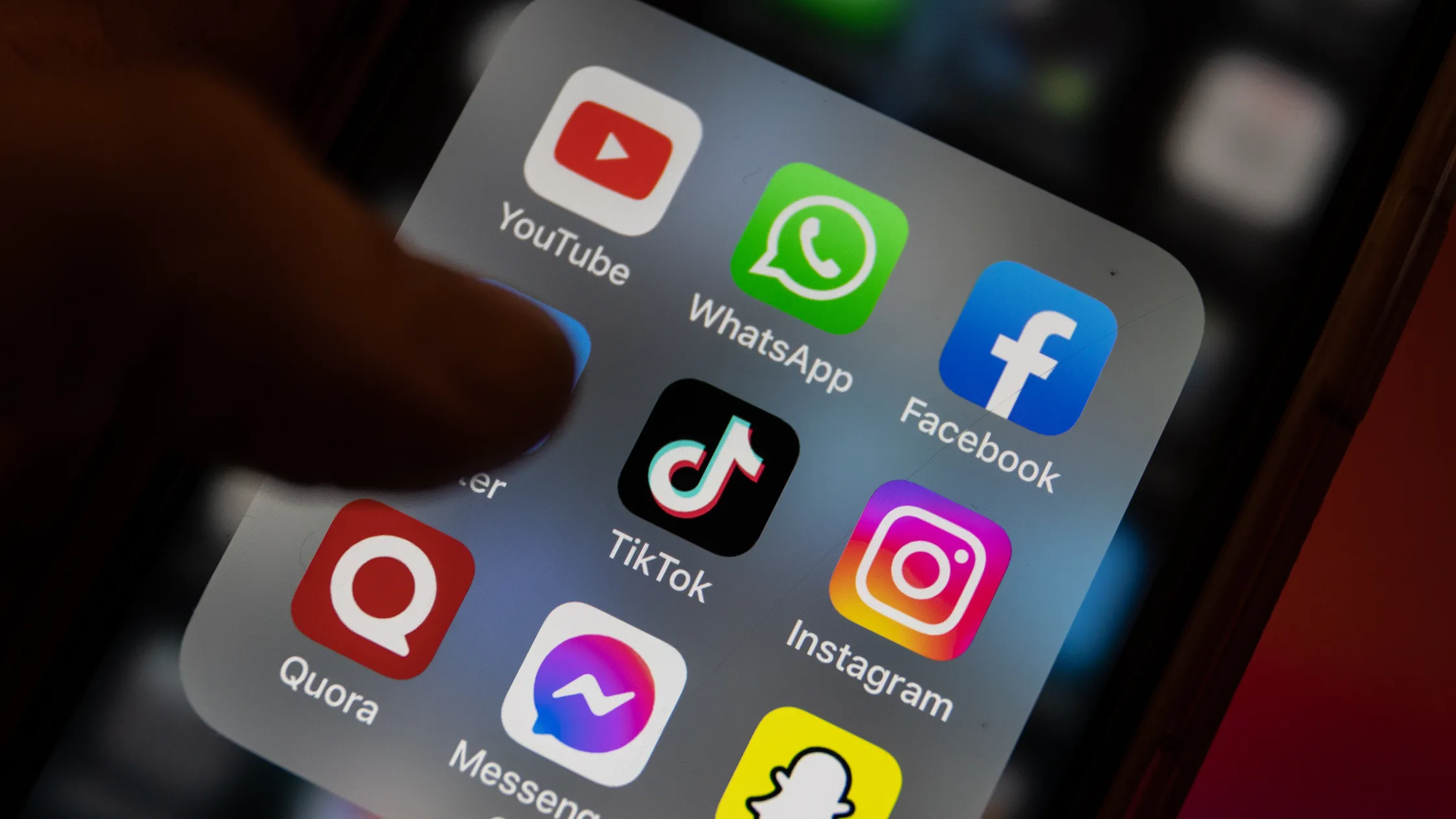 LA GERMANIA COME MACCHINA DEL CONTROLLO…COME FUNZIONA DAVVERO LA CENSURA DIGITALE